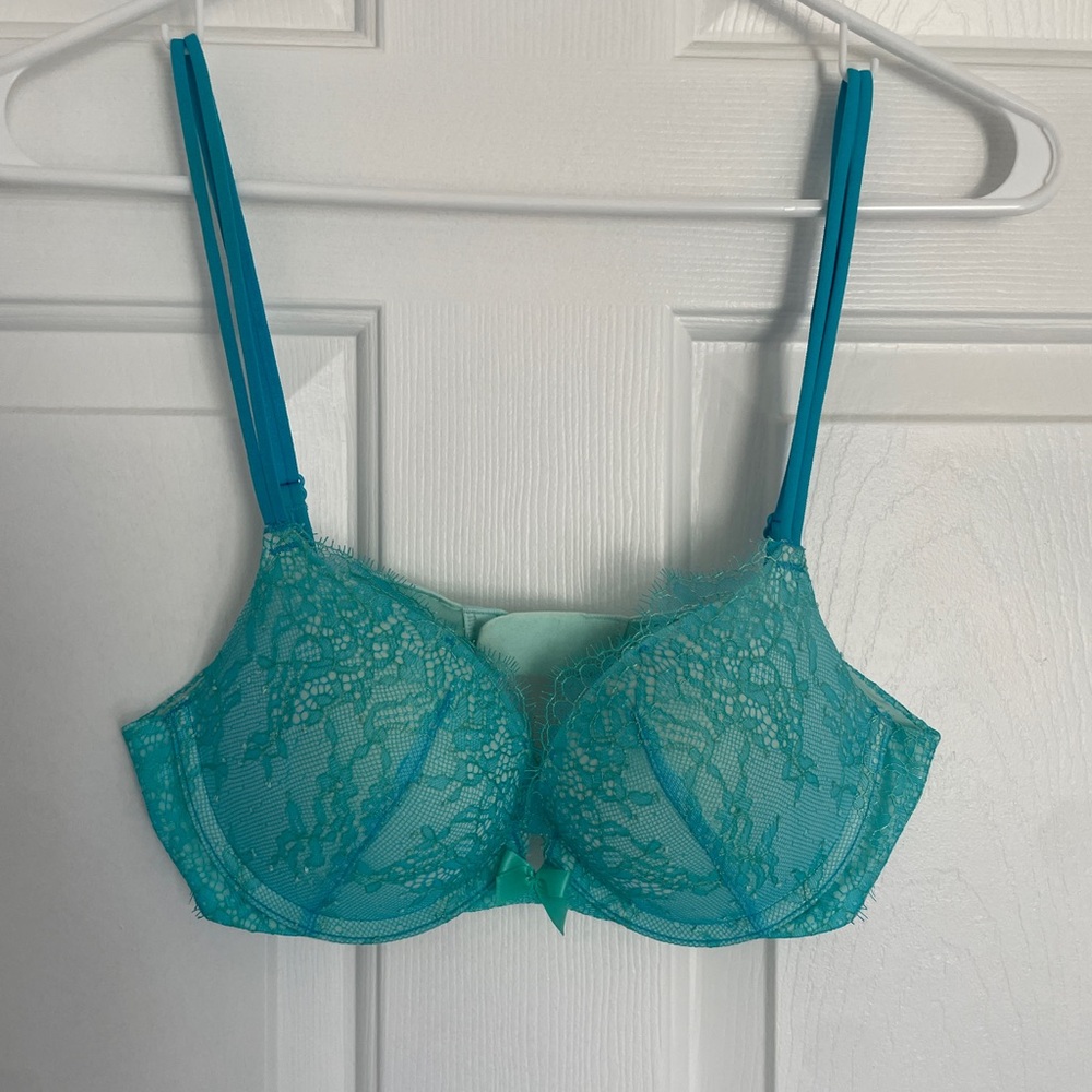 Victoria's Secret Teal Lace Bra